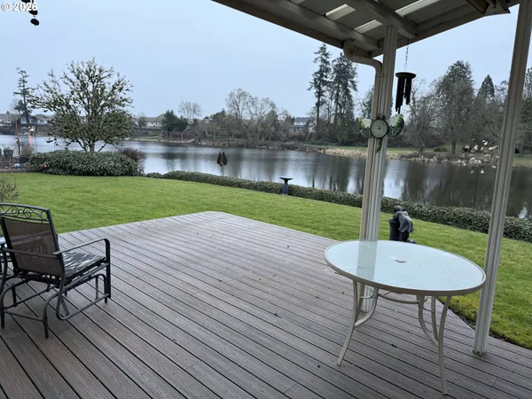 $315,000 | 3355 North Delta Highway, Unit 105, Eugene, OR 97408