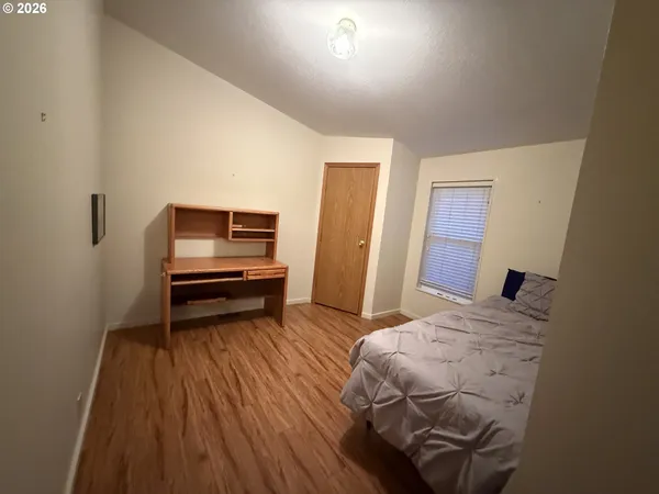 $315,000 | 3355 North Delta Highway, Unit 105, Eugene, OR 97408