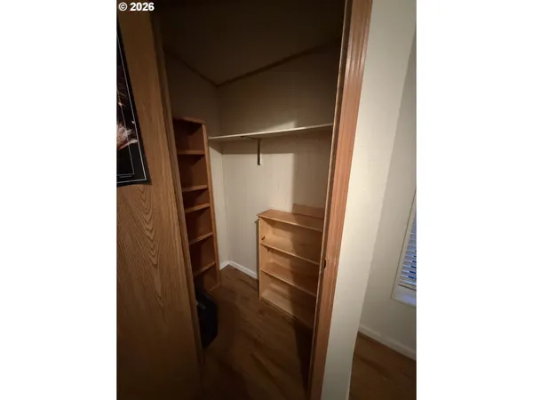 $315,000 | 3355 North Delta Highway, Unit 105, Eugene, OR 97408