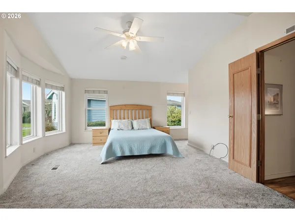 $315,000 | 3355 North Delta Highway, Unit 105, Eugene, OR 97408