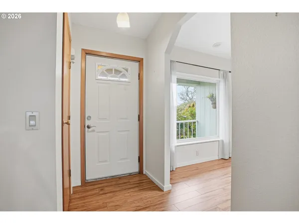 $315,000 | 3355 North Delta Highway, Unit 105, Eugene, OR 97408