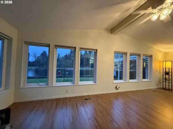 $315,000 | 3355 North Delta Highway, Unit 105, Eugene, OR 97408