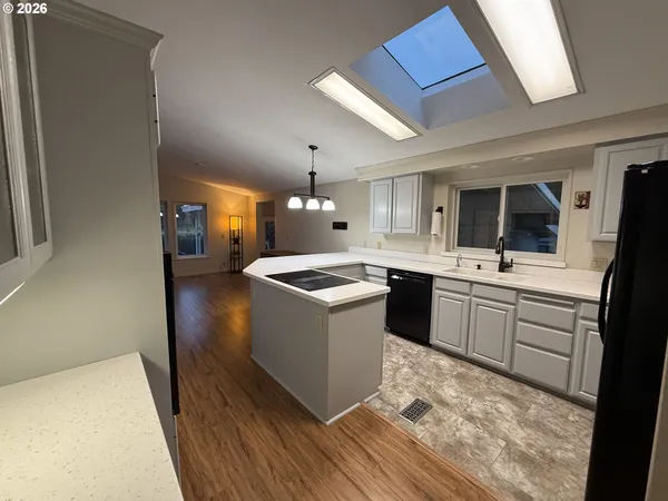 $315,000 | 3355 North Delta Highway, Unit 105, Eugene, OR 97408