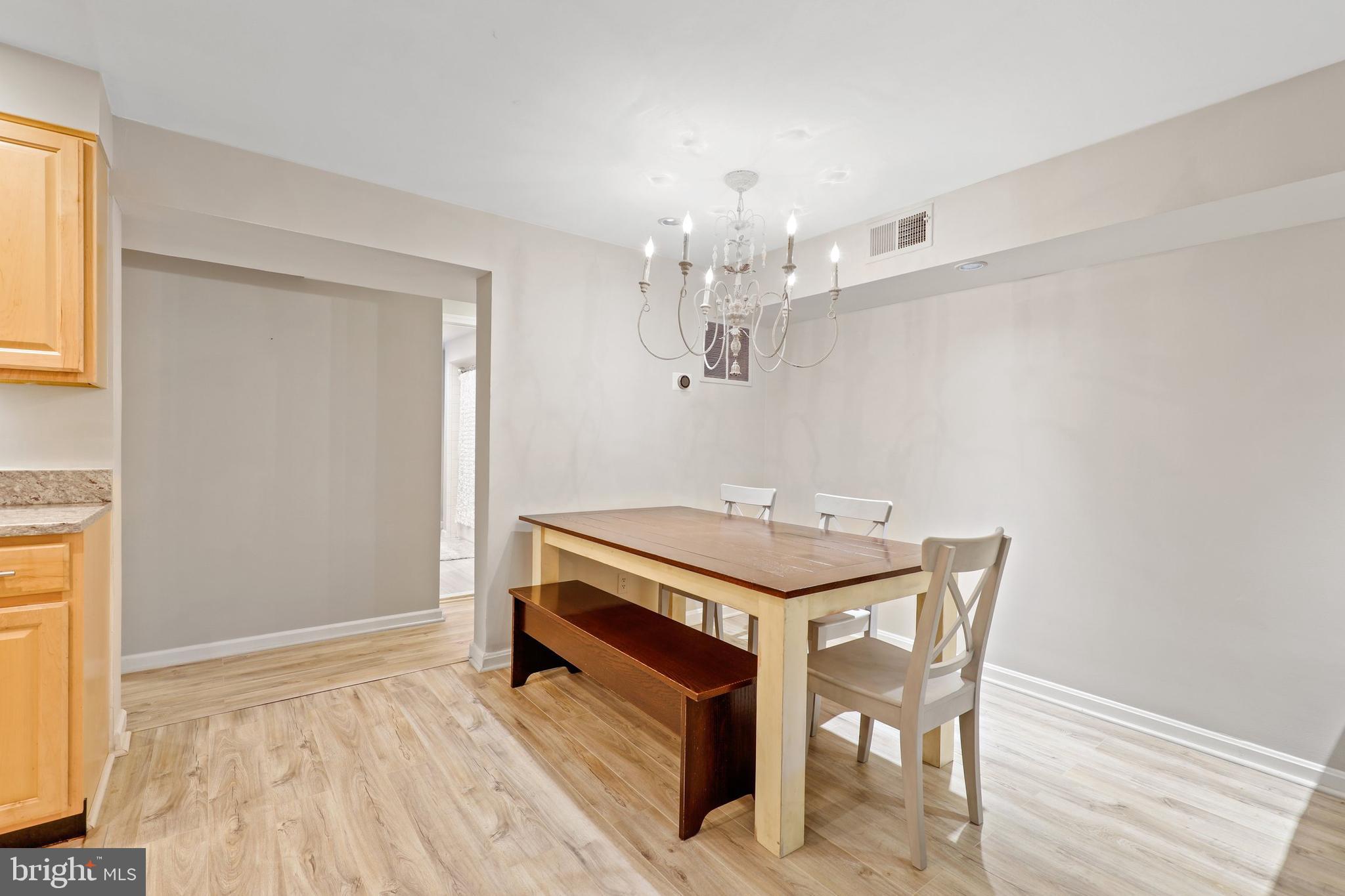 5 Russell Road, Unit E Alexandria, VA 22301 - Photo 5 of 21