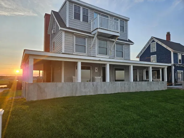 $2,495,000 | 120 Webhannet Drive, Wells, ME 04090