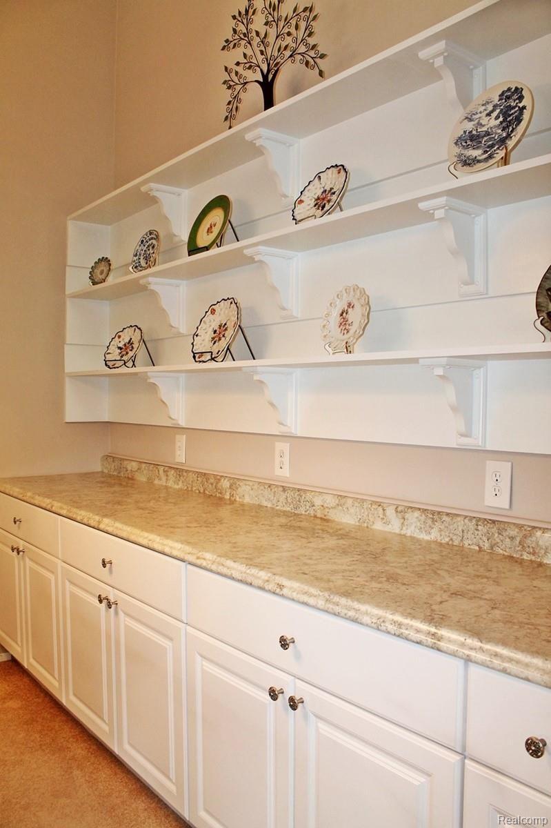 22317 Peach Tree Novi, MI 48375 - Photo 33 of 86 IMG_5797.JPG