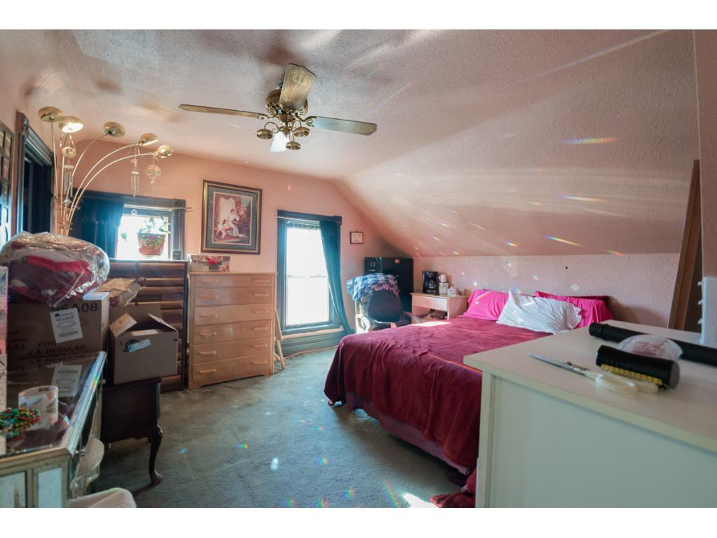 1071 Hudson Road St. Paul, MN 55106 - Photo 3 of 6 Gallery Image 3