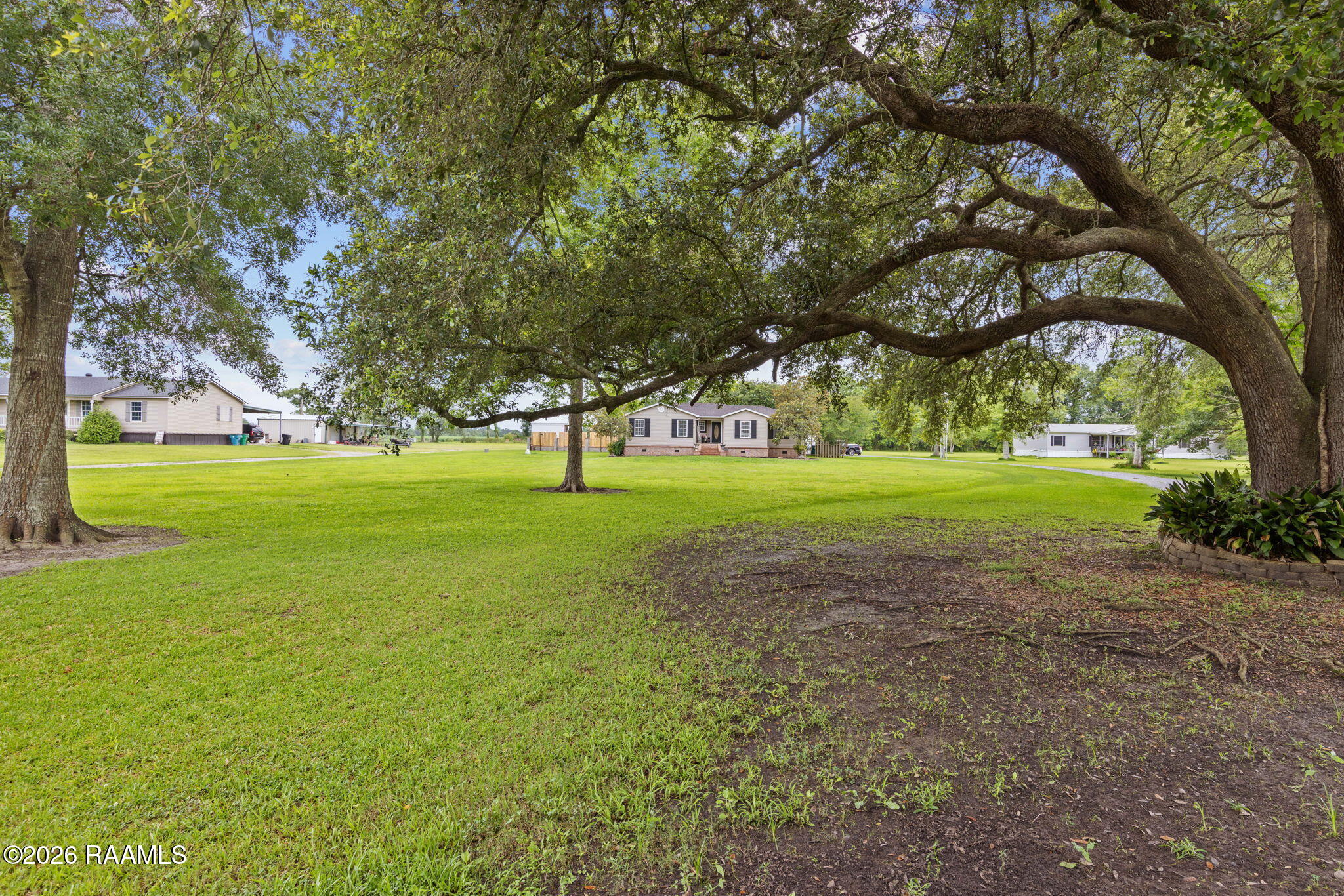 1705 Shelby Road New Iberia, LA 70560 - Photo 3 of 41