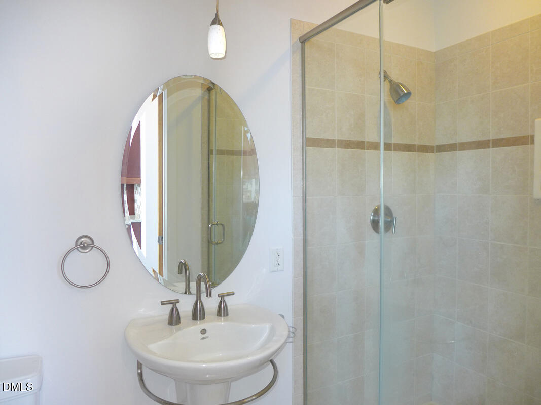 2608 Erwin Road, Unit 402 Durham, NC 27705 - Photo 12 of 19 l BA on first