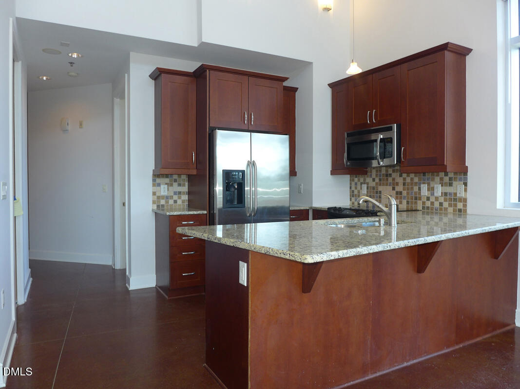 2608 Erwin Road, Unit 402 Durham, NC 27705 - Photo 7 of 19 g kitchen 1