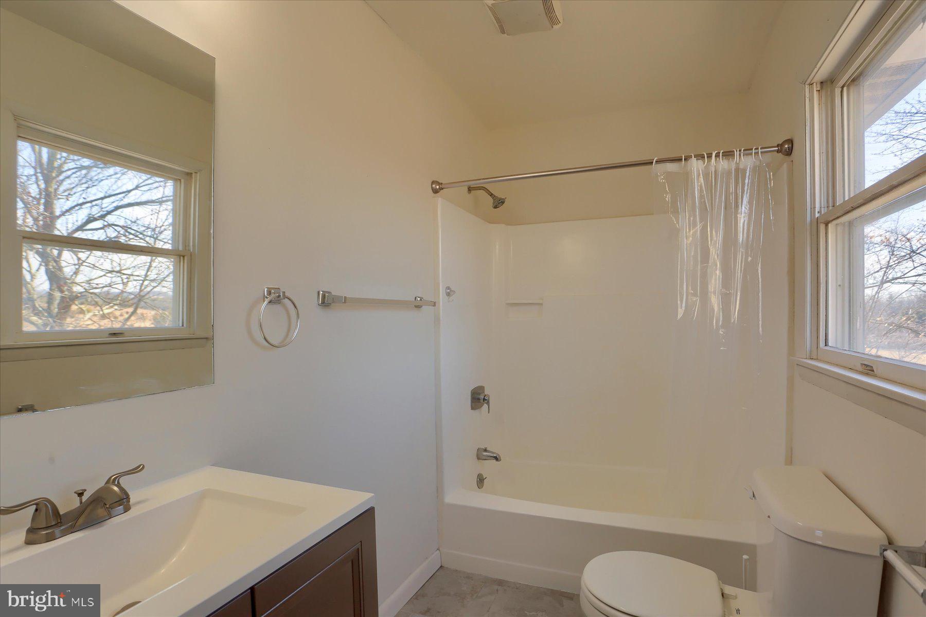 1141 Easy Road Carlisle, PA 17015 - Photo 20 of 46 Gallery Image 20