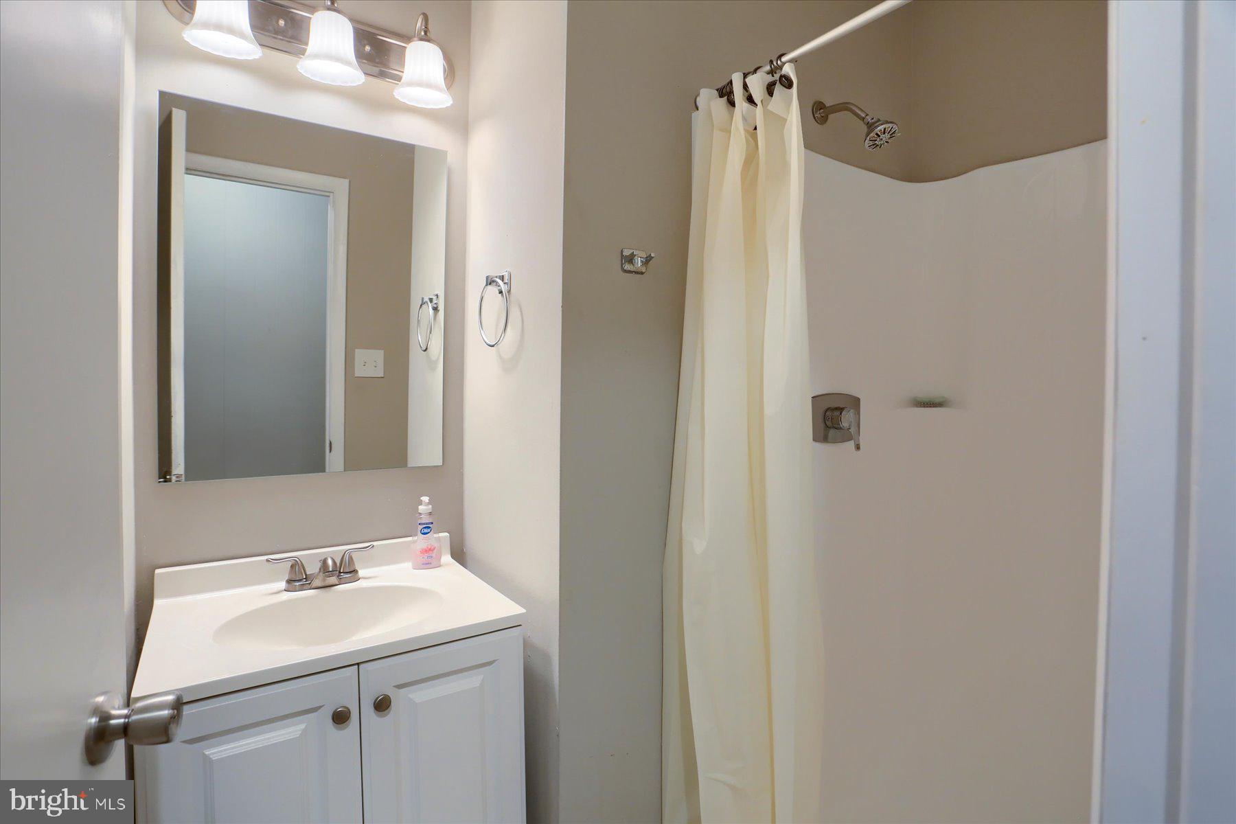 1141 Easy Road Carlisle, PA 17015 - Photo 32 of 46 Gallery Image 32