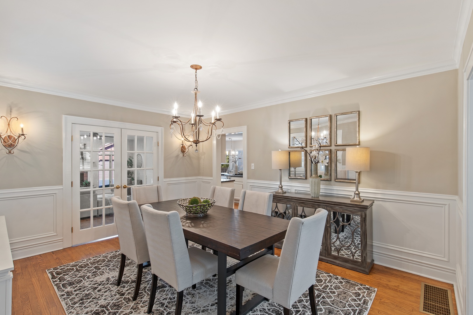 330 Radcliffe Way Hinsdale, IL 60521 - Photo 4 of 28