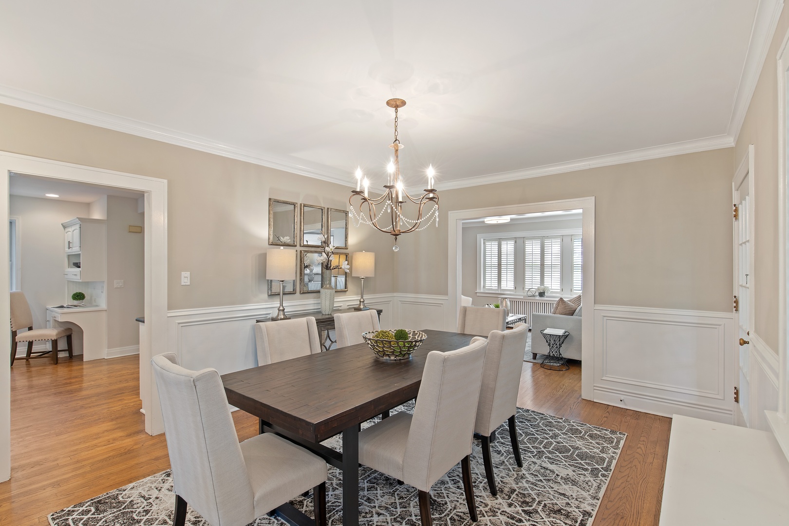 330 Radcliffe Way Hinsdale, IL 60521 - Photo 5 of 28