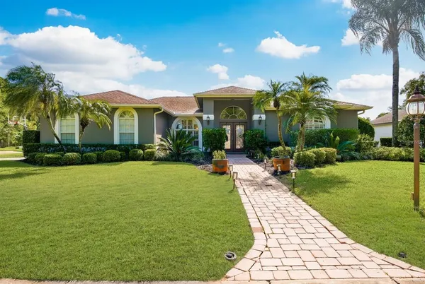 $975,000 | 2016 Swan Lane, Palm Harbor, FL 34683