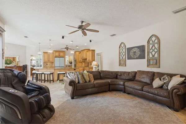 $939,000 | 2016 Swan Lane, Palm Harbor, FL 34683