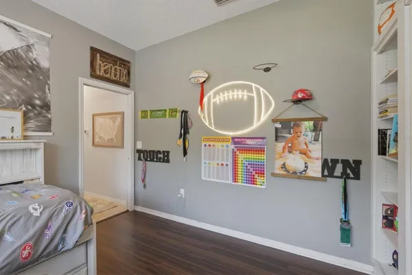 $939,000 | 2016 Swan Lane, Palm Harbor, FL 34683