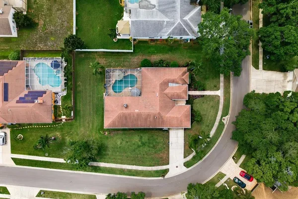$939,000 | 2016 Swan Lane, Palm Harbor, FL 34683