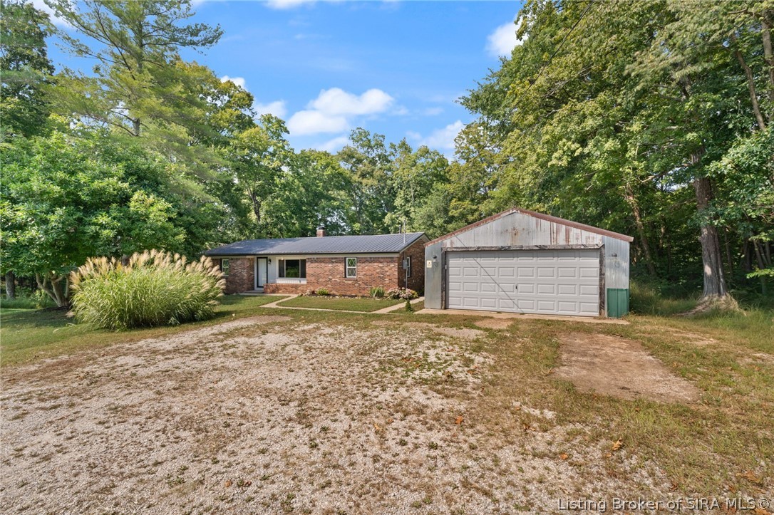 352 East Brown Road Pekin, IN 47165 - Photo 11 of 49 Gallery Image 11
