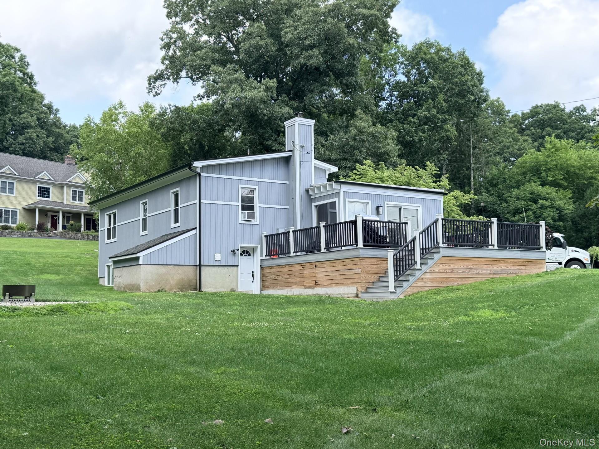 5 Lee Road Somers, NY 10589 - Photo 3 of 32