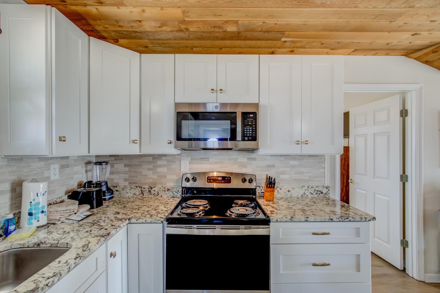 564 Our Road Gulf Shores, AL 36542 - Photo 13 of 44 Kitchen