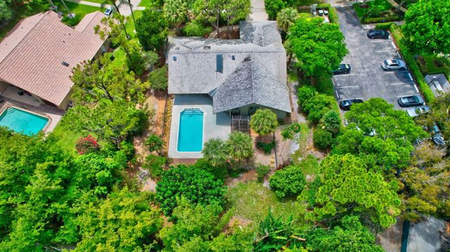 $1,310,000 | 4418 Woodfield Boulevard, Boca Raton, FL 33434