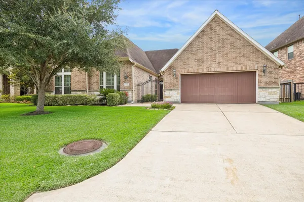 $785,000 | 14407 Tivoli Drive, Houston, TX 77077