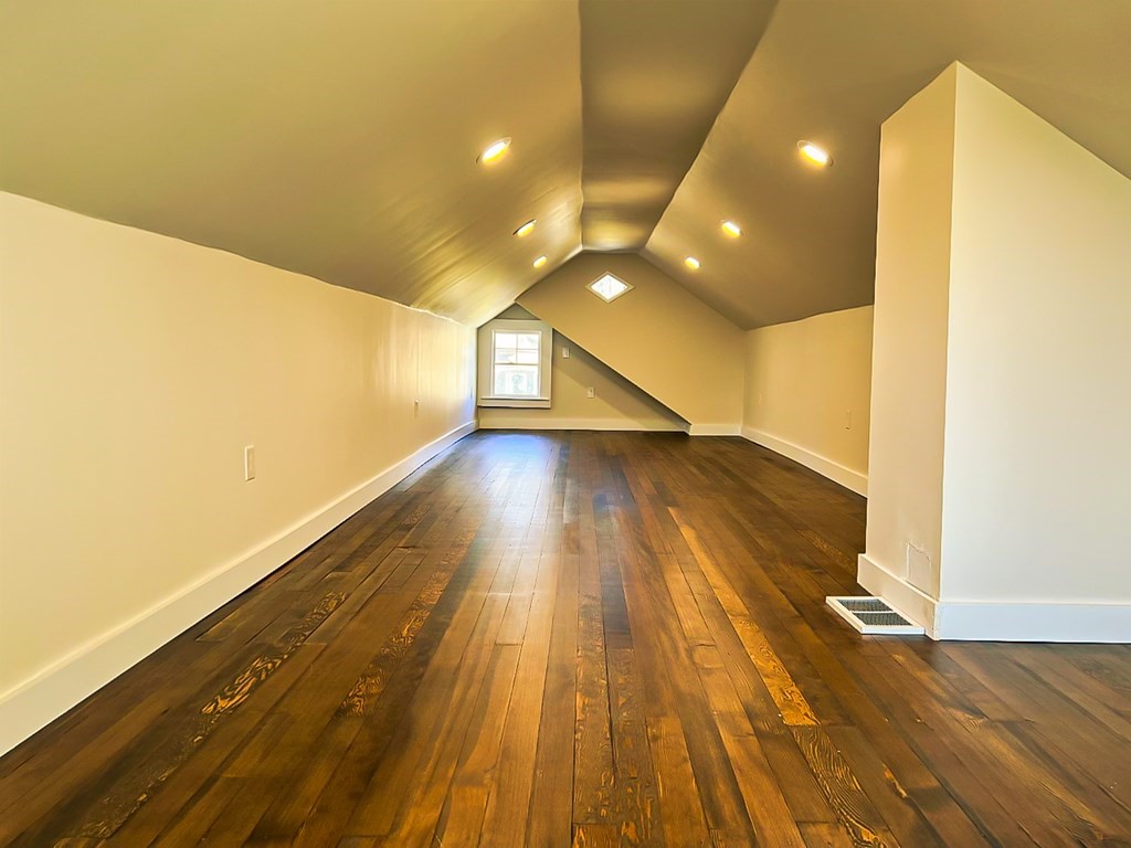 3 Saybrook Road Worcester, MA 01604 - Photo 14 of 17 Gallery Image 14