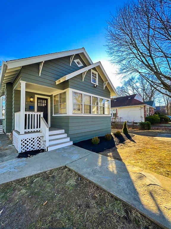 3 Saybrook Road Worcester, MA 01604 - Photo 2 of 17 Gallery Image 2