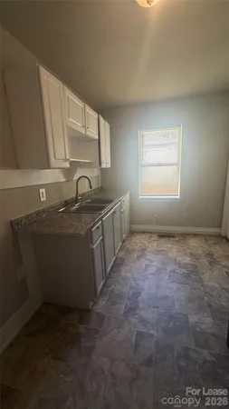 $1,200 | 2021 Lasalle Street, Charlotte, NC 28216