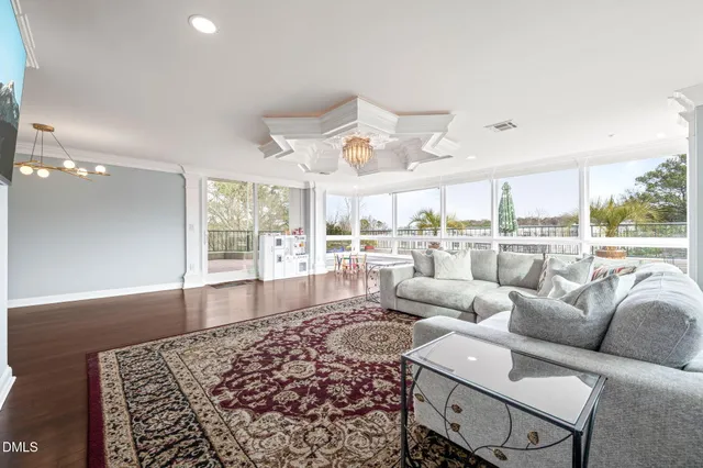 $805,000 | 620 Martin Luther King Junior Boulevard, Unit 601, Chapel Hill, NC 27514