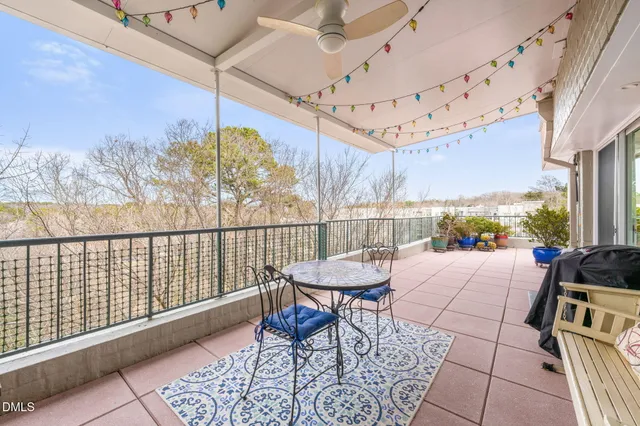 $805,000 | 620 Martin Luther King Junior Boulevard, Unit 601, Chapel Hill, NC 27514