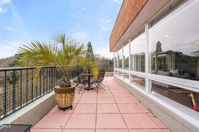 $805,000 | 620 Martin Luther King Junior Boulevard, Unit 601, Chapel Hill, NC 27514