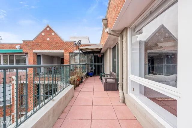 $805,000 | 620 Martin Luther King Junior Boulevard, Unit 601, Chapel Hill, NC 27514