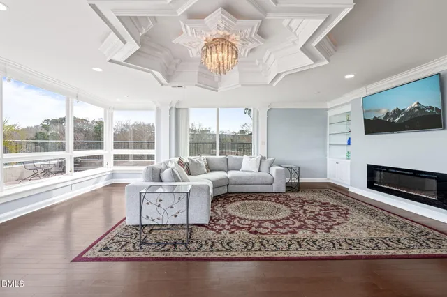 $805,000 | 620 Martin Luther King Junior Boulevard, Unit 601, Chapel Hill, NC 27514