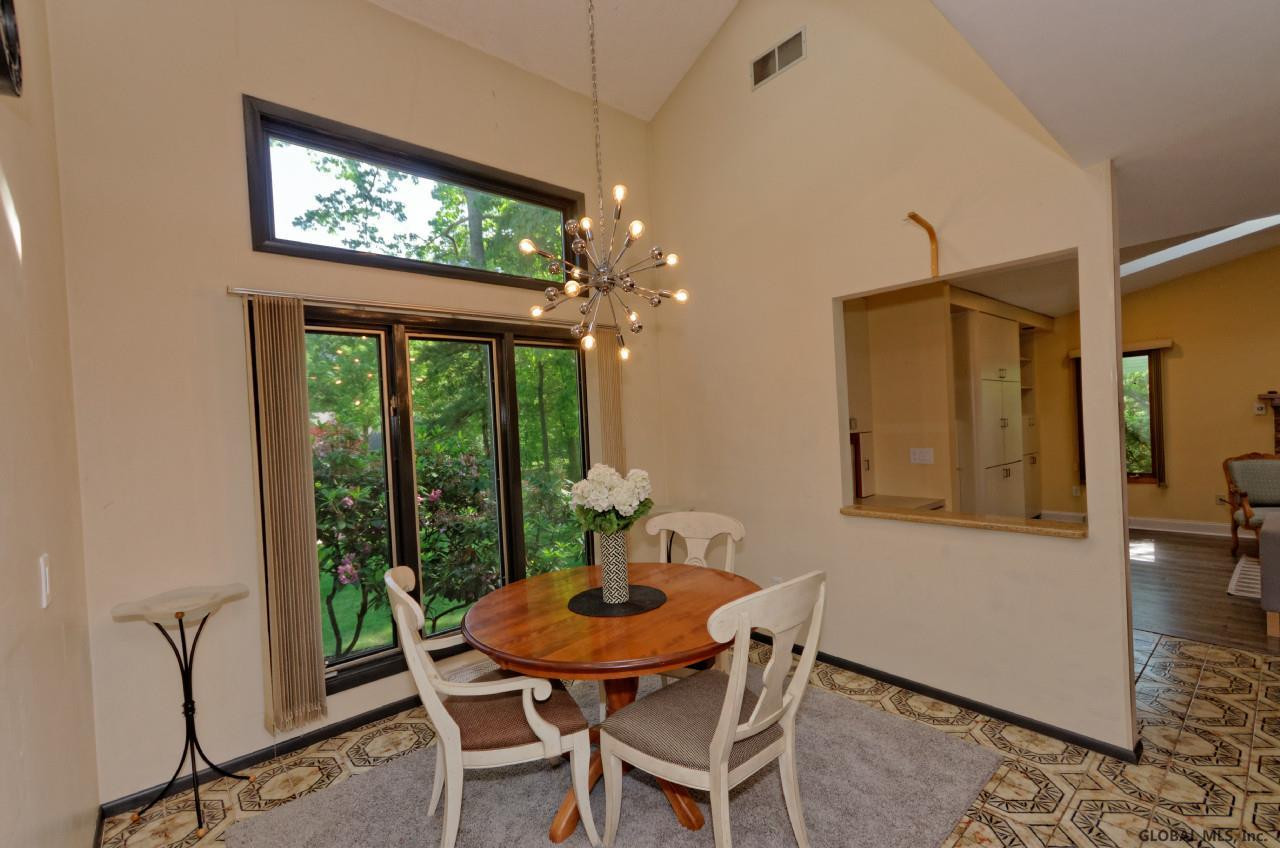 2239 Pine Ridge Road Niskayuna, NY 12309 - Photo 9 of 25 Photo 9