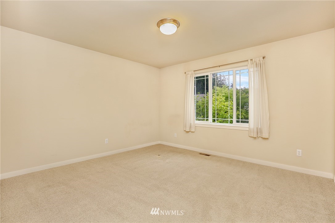 3518 157th Place Southeast Bothell, WA 98012 - Photo 15 of 25 Gallery Image 15