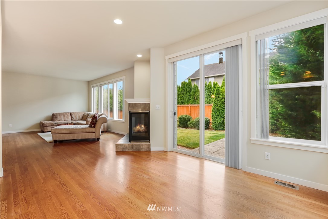 3518 157th Place Southeast Bothell, WA 98012 - Photo 10 of 25 Gallery Image 10
