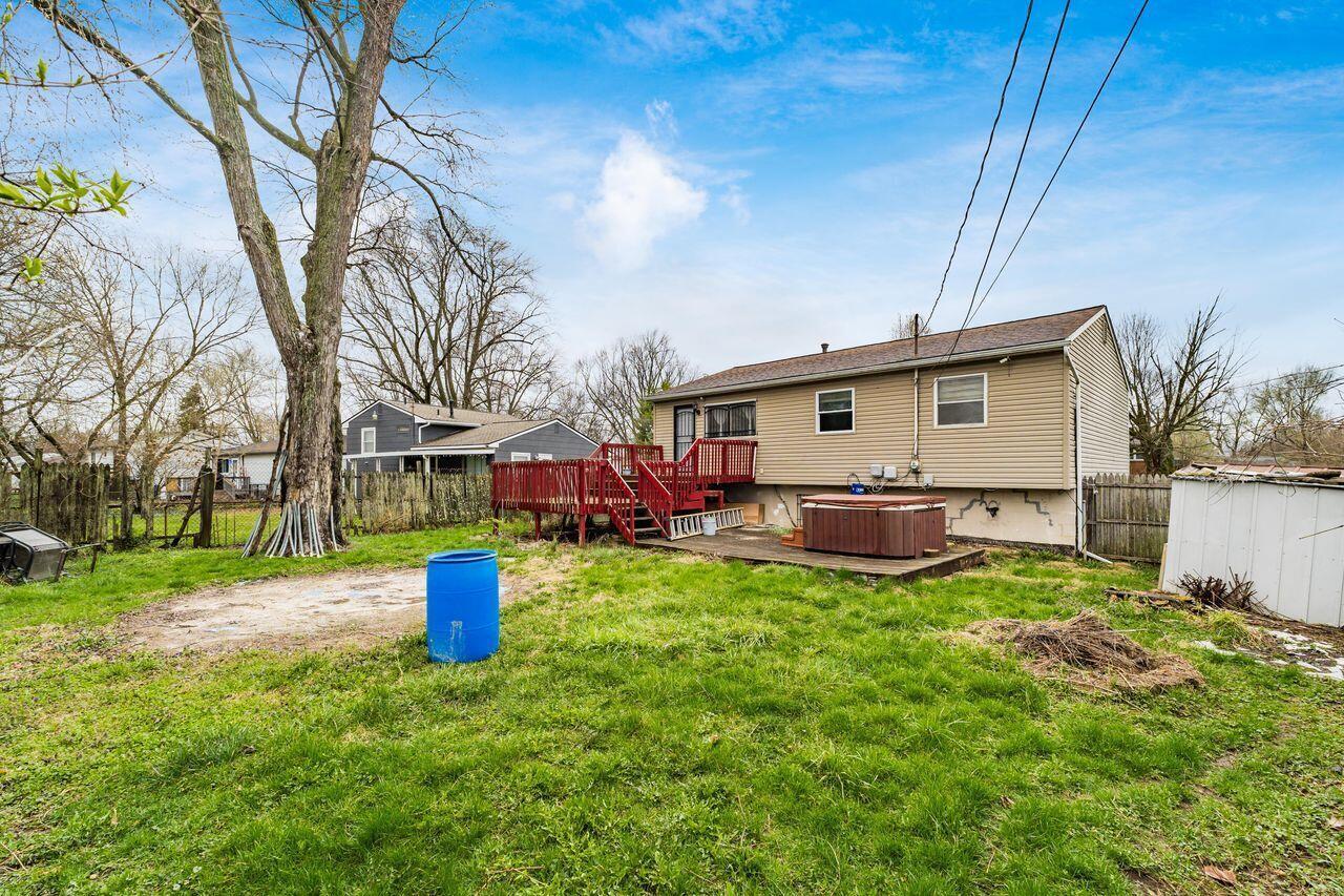 5185 Rutledge Drive South Columbus, OH 43232 - Photo 34 of 37 034_r_S_Columbus_OH_43232_USA