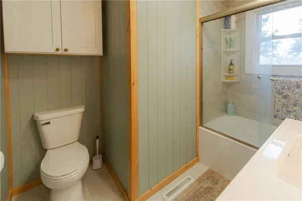 $295,900 | 1440 South 145 Road, El Dorado Springs, MO 64744