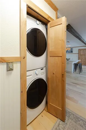 $295,900 | 1440 South 145 Road, El Dorado Springs, MO 64744