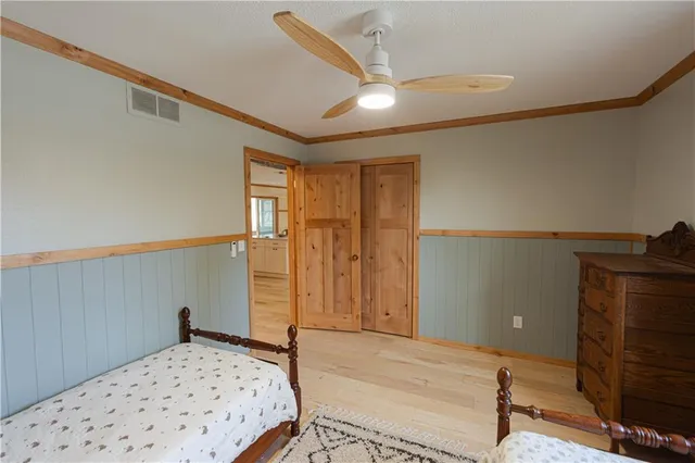 $299,900 | 1440 South 145 Road, El Dorado Springs, MO 64744