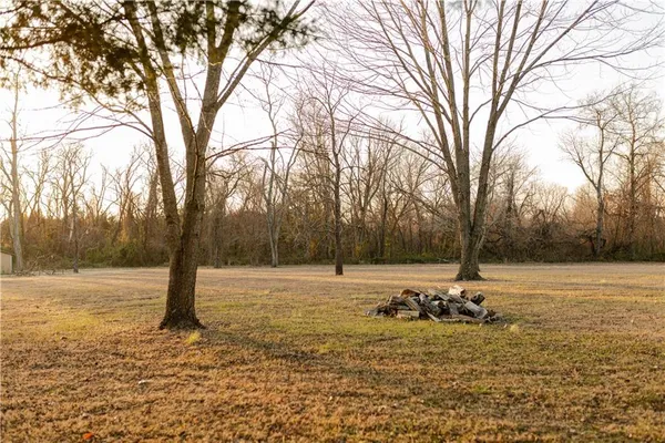 $295,900 | 1440 South 145 Road, El Dorado Springs, MO 64744