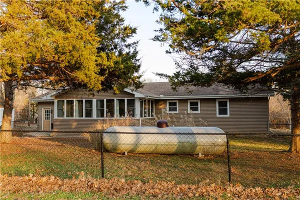 $295,900 | 1440 South 145 Road, El Dorado Springs, MO 64744