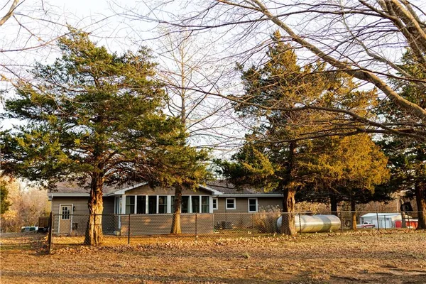 $295,900 | 1440 South 145 Road, El Dorado Springs, MO 64744