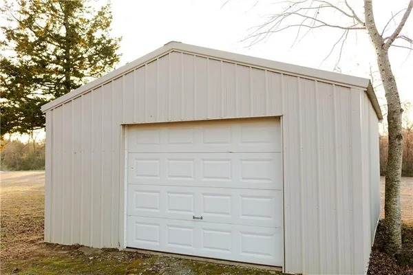 $295,900 | 1440 South 145 Road, El Dorado Springs, MO 64744