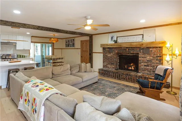 $299,900 | 1440 South 145 Road, El Dorado Springs, MO 64744