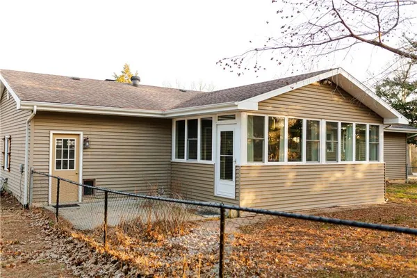 $295,900 | 1440 South 145 Road, El Dorado Springs, MO 64744