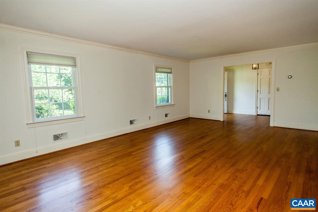 1434 Grove Road Charlottesville, VA 22901 - Photo 8 of 39 Gallery Image 8