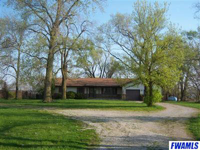 11212 Leesburg Road Fort Wayne, IN 46818 - Photo 1 of 21